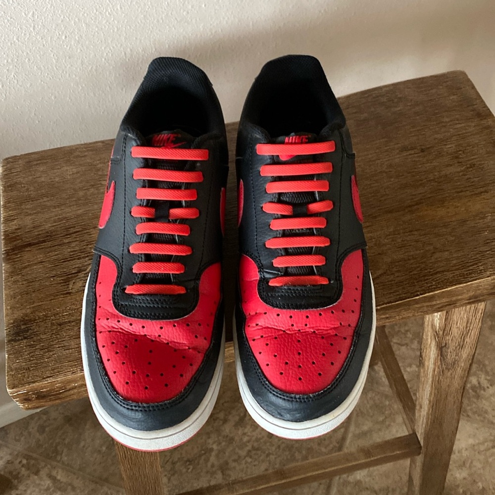 Nike COURT VISION Men's Basketball Sneaker Black University Red -White SZ 9.5